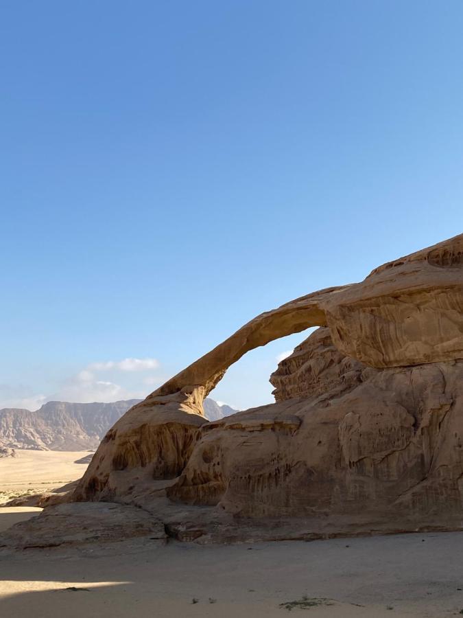 Rum Four Mountain Luxury Camp Wadi Rum Buitenkant foto
