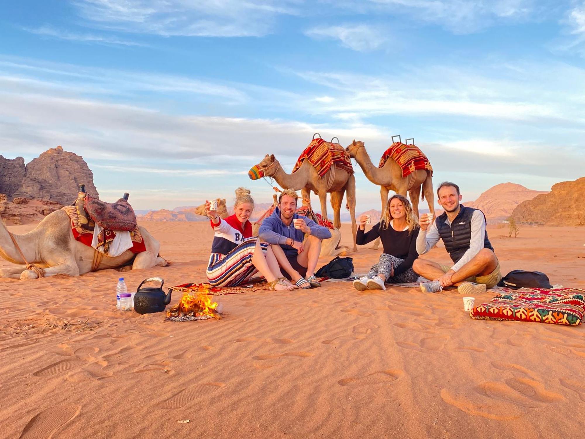 Rum Four Seasons Luxury Camp Hotel Wadi Rum Buitenkant foto